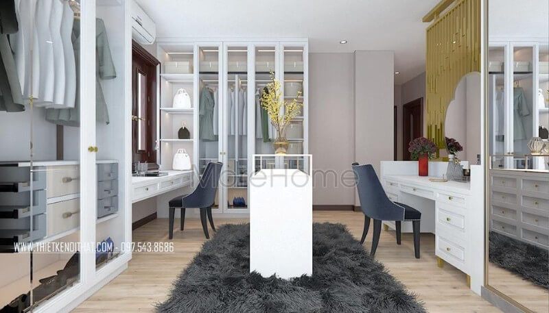 Chọn sắc trắng thanh thoát để tạo nên sự tối giản, thiết kế nội thất phòng thay đồ sẽ góp phần mang lại sự sang trọng và tiện nghi tối đa cho chủ nhân của ngôi nhà.